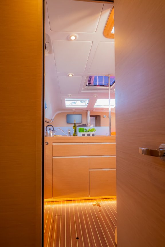 Image of Adelyna yacht #5