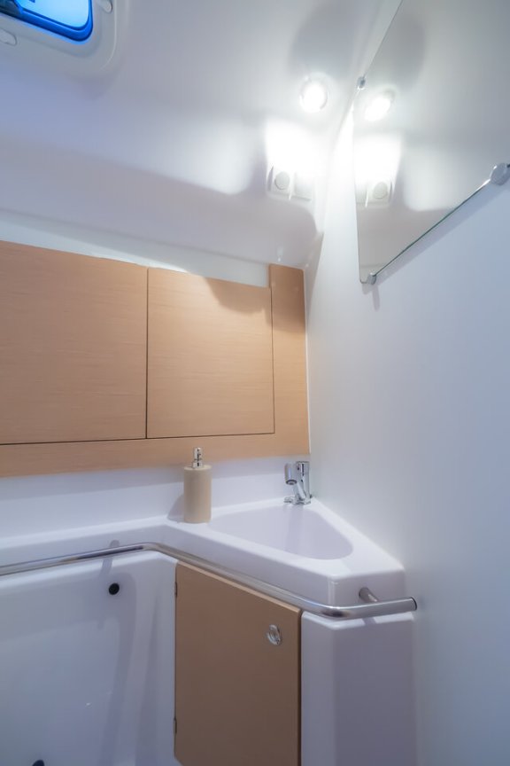 Image of Adelyna yacht #13