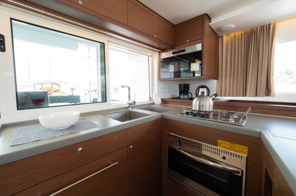 Image of Summer Wind 1 yacht #10