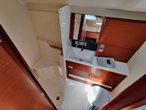 Image of Aura II yacht #14