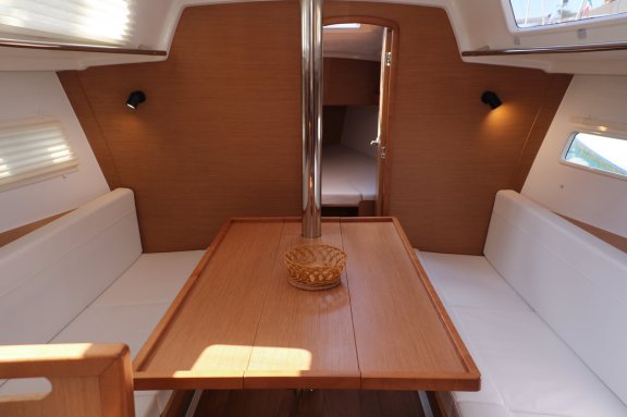 Image of Hija del Viento yacht #12