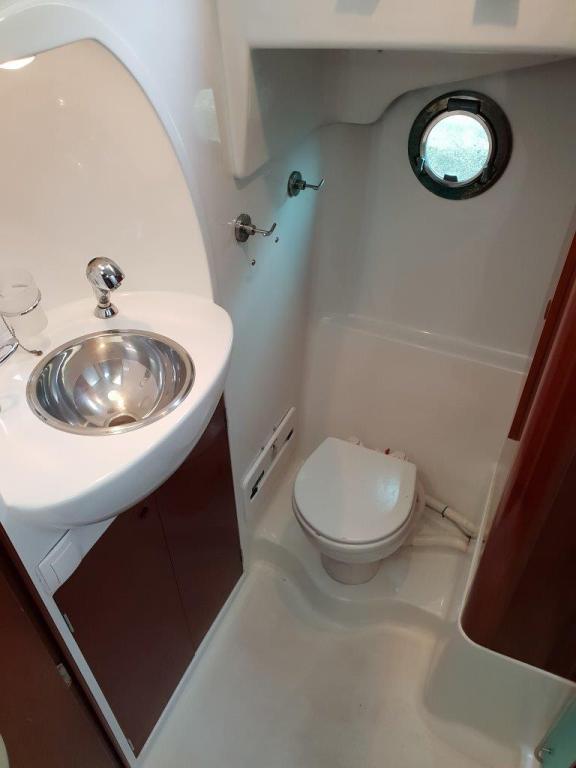 Image of Skitnica yacht #9