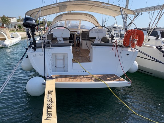 Image of Oreo yacht #3