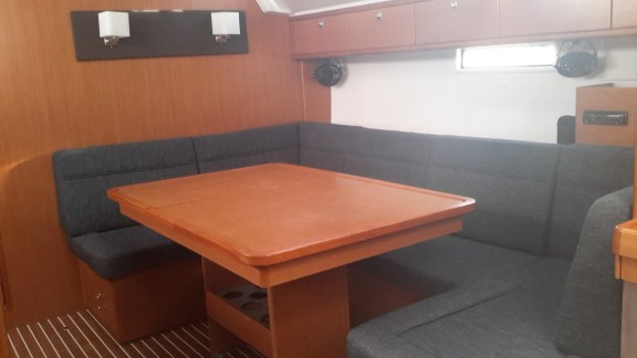 Image of Aurora yacht #5