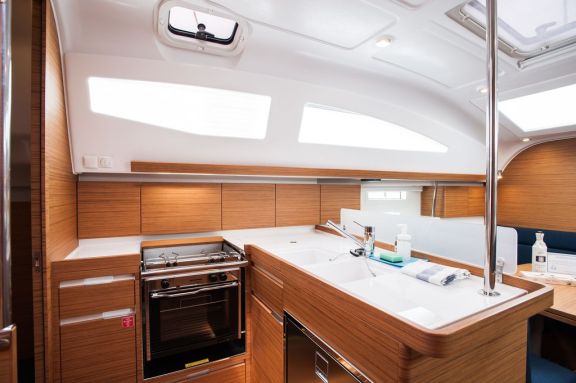 Image of Fortiss yacht #9