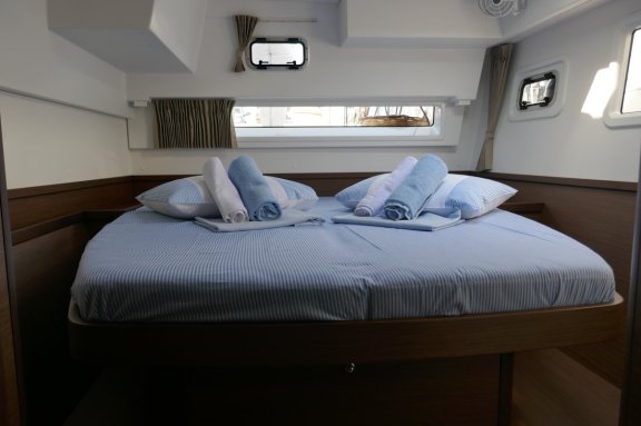 Image of Coral Seas yacht #12