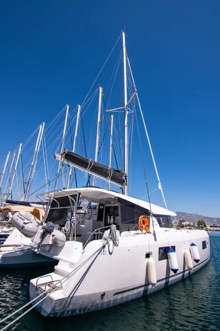 Image of Blue Trident yacht #4