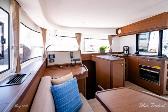 Image of Blue Trident yacht #5