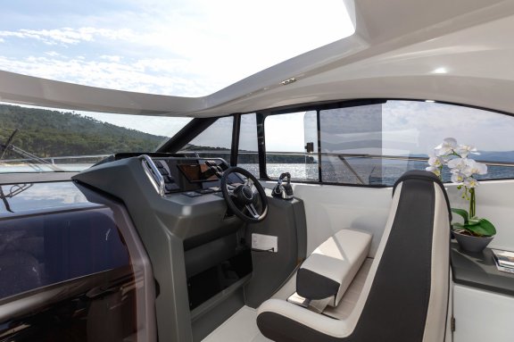 Image of Chromia yacht #13