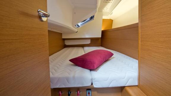 Image of SheShe yacht #14