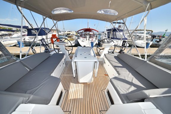 Image of Antonela M yacht #4