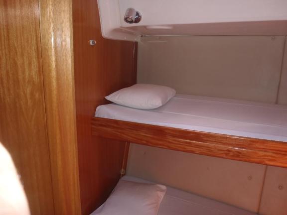 Image of Seven Sisters yacht #26