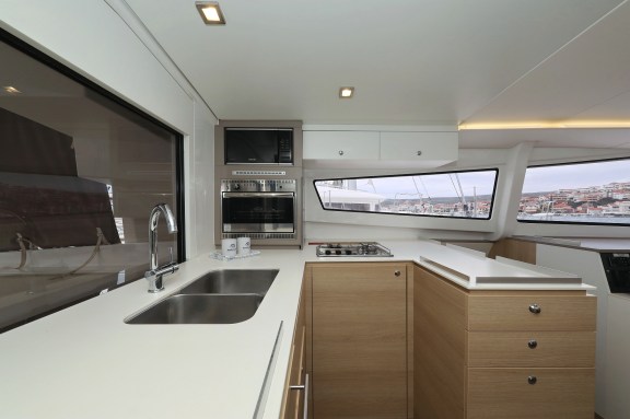 Image of Pandora V yacht #12