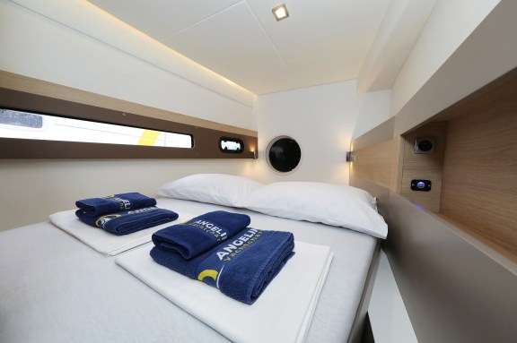 Image of Pandora V yacht #25