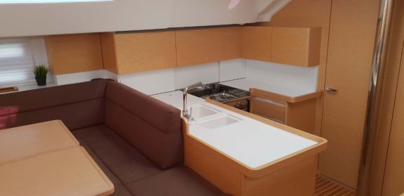 Image of P & B yacht #15