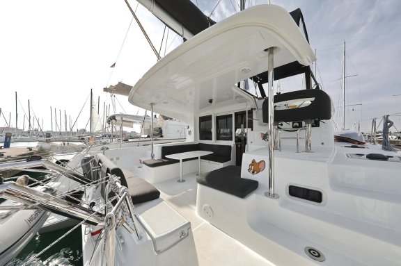 Image of Tom & Jerry yacht #6