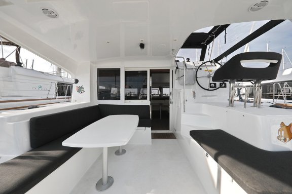 Image of Tom & Jerry yacht #7