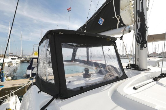 Image of Tom & Jerry yacht #9