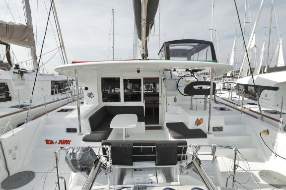 Image of Tom & Jerry yacht #3