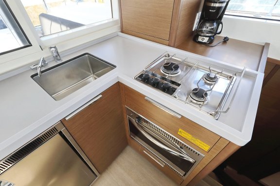 Image of Nina II yacht #12