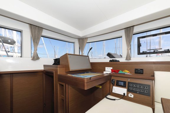 Image of Nina II yacht #11