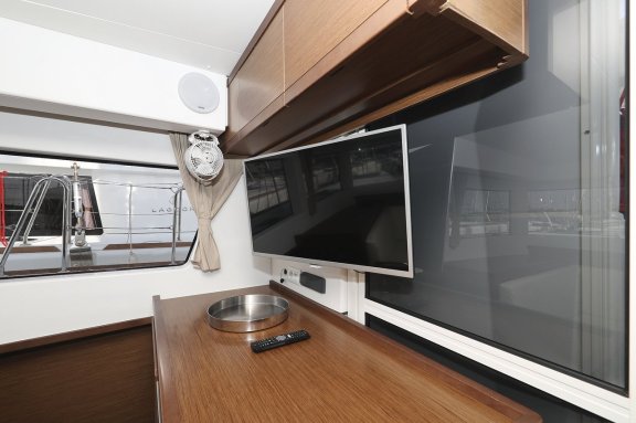 Image of Mari yacht #24