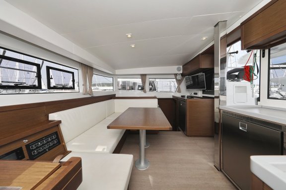 Image of Mari yacht #17