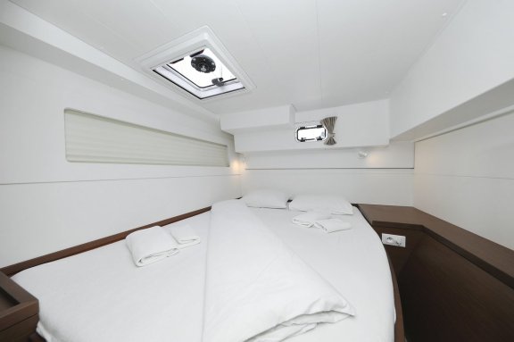 Image of Mari yacht #28