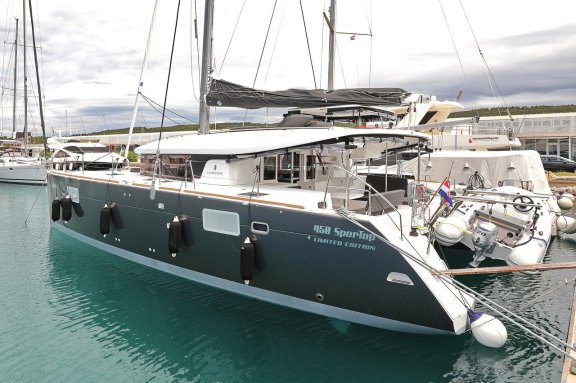 Image of Oasis yacht #3