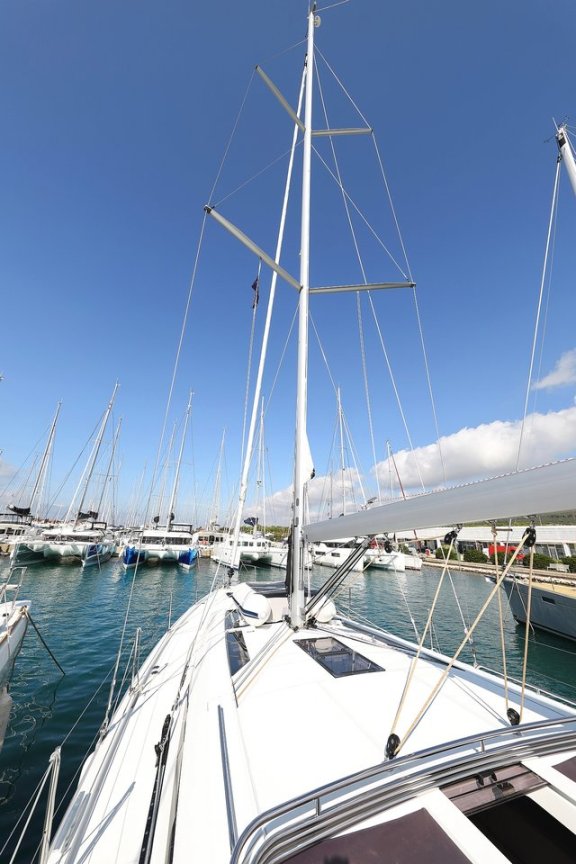 Image of Grey Goose yacht #9