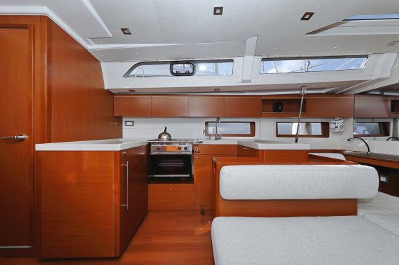 Image of Grey Goose yacht #16