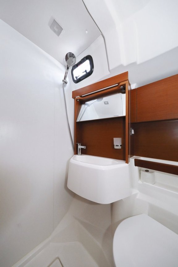 Image of Grey Goose yacht #32