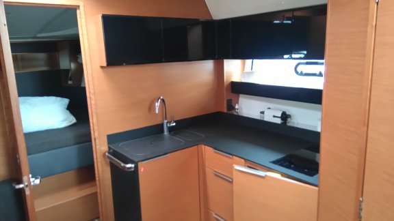 Image of Rhea yacht #11