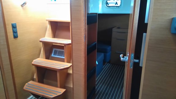 Image of Rhea yacht #12