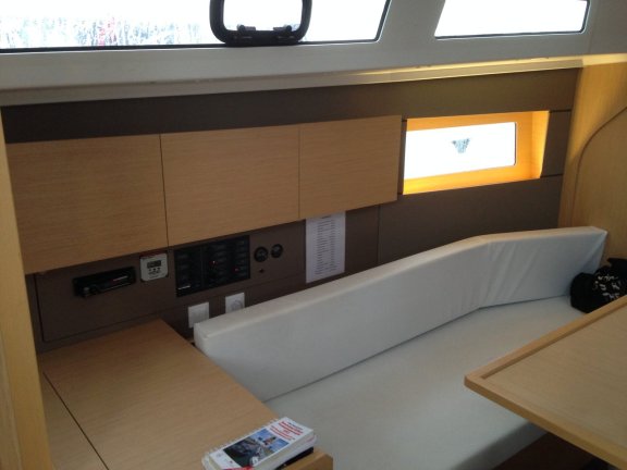 Image of Kos 38.1 yacht #9