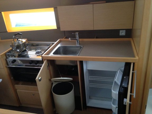 Image of Kos 38.1 yacht #11