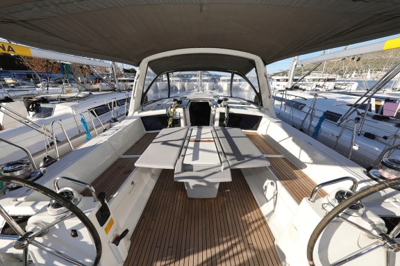 Image of Alpha yacht #7