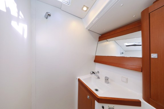 Image of Alpha yacht #35