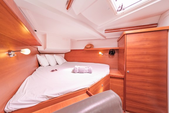 Image of Tria S yacht #11