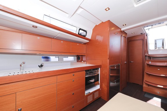 Image of Eltheole II yacht #16