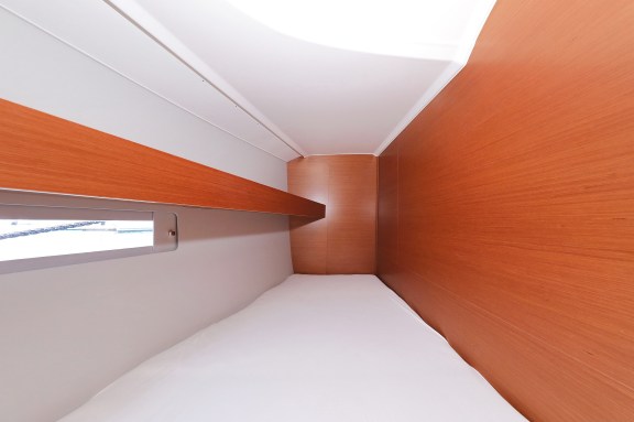 Image of Eltheole II yacht #30