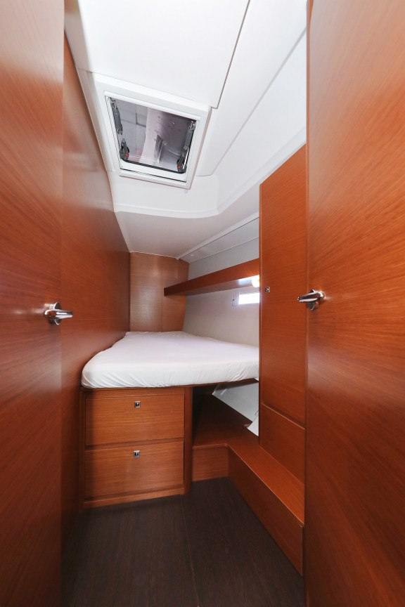 Image of Eltheole II yacht #31