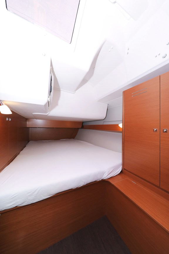 Image of Eltheole II yacht #18