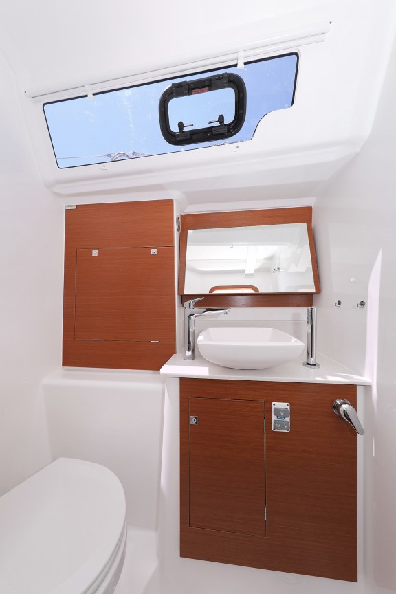 Image of Eltheole II yacht #32