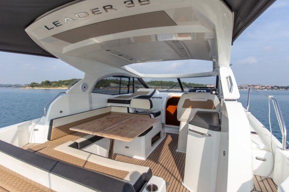 Image of Leader 36 yacht #5
