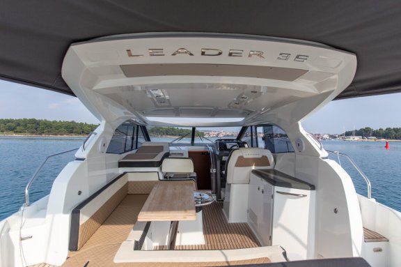 Image of Leader 36 yacht #7