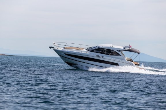 Image of Leader 36 yacht #2