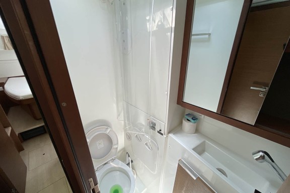 Image of Miss Divine yacht #28