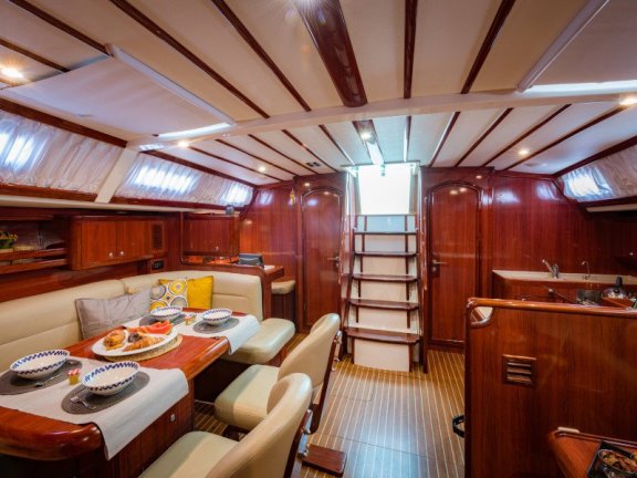 Image of Christianna VIII yacht #26