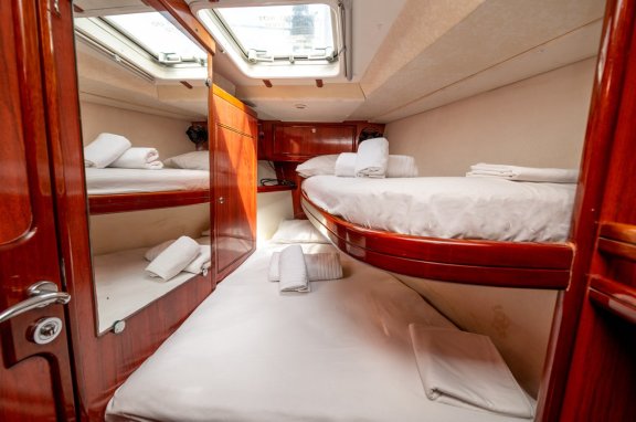 Image of Christianna VIII yacht #33